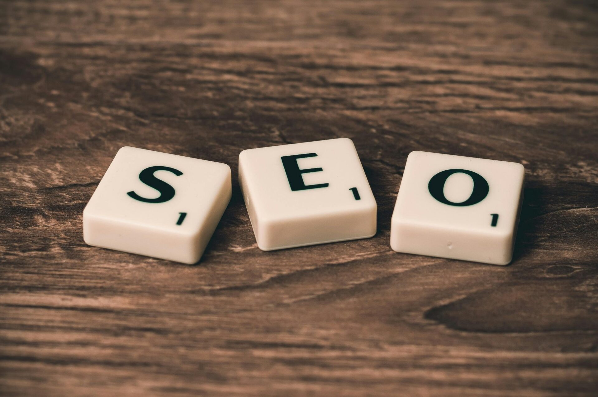 Guide SEO pour TPE/PME : Boostez Votre Visibilité et Attirez Plus de Clients